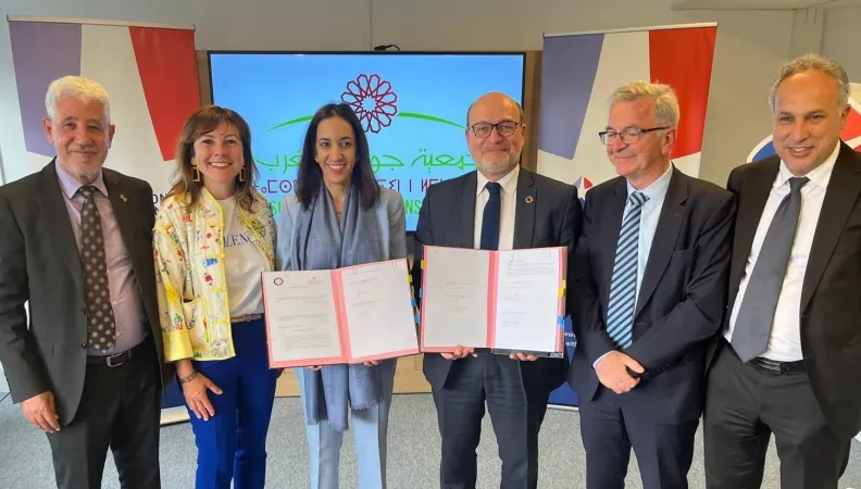 Signature de deux conventions entre l'AFD et la Région Guelmim Oued Noun